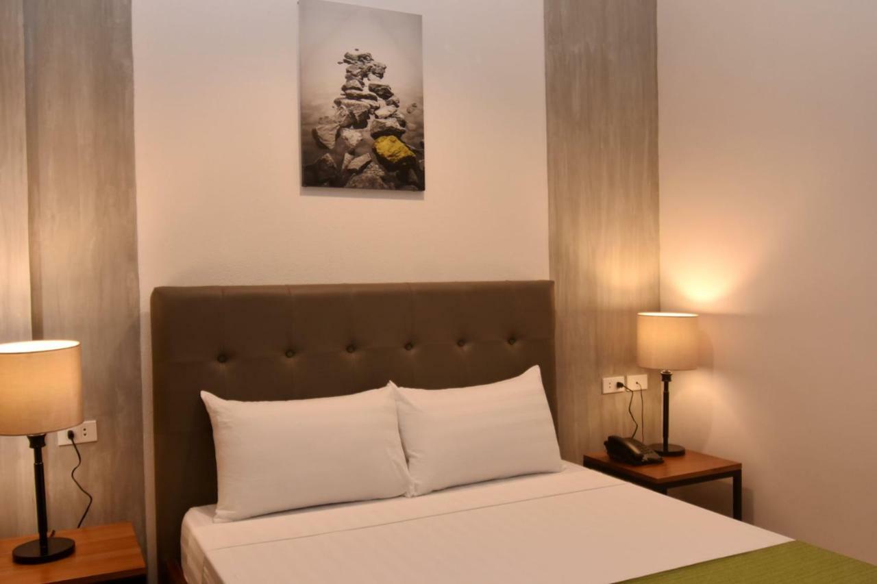 Andeo Suites Angeles Ngoại thất bức ảnh